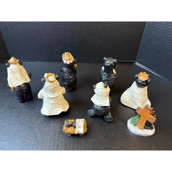 Slifka Sales Co. 7 Piece + 1 Ornament Black Bear Figurines Resin Nativity Set - Picture 2 of 7